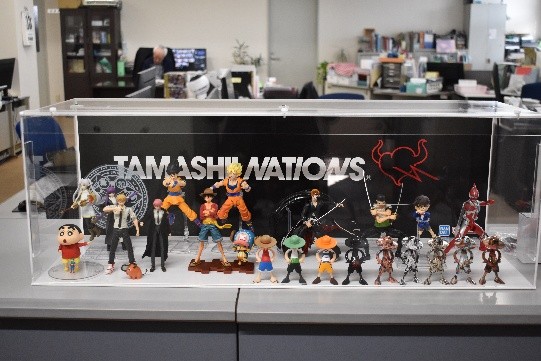 模型・玩具が並ぶ東海模型のオフィス